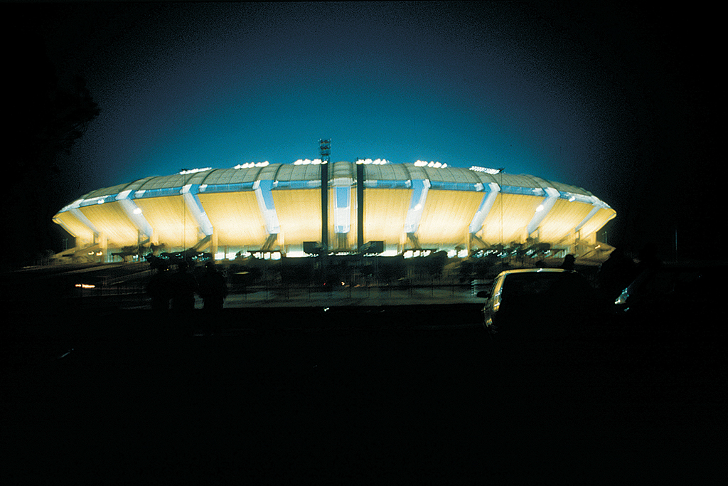 San Nicola Stadium | photo: Ishida Shunji, courtesy of RPBW