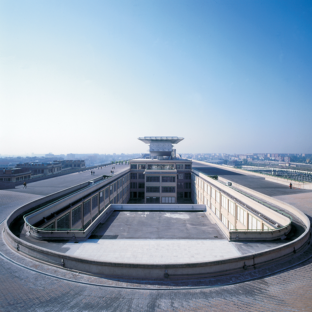 Lingotto factory roof circulation| photo: Enrico Cano, courtesy of RPBW